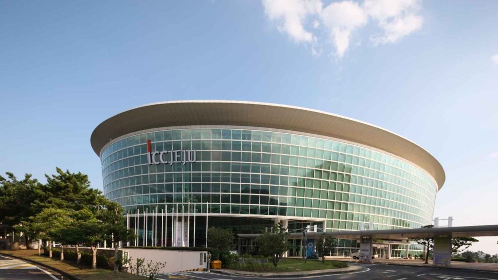 L’utilisation de l’IA à l’école au coeur d’une conférence à Jeju